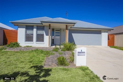 5 Bridgeman Pde, Chinchilla, QLD 4413