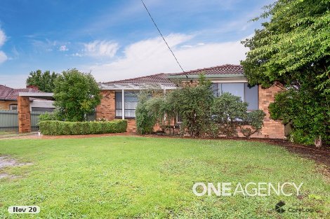 4 Tinga Cres, Kooringal, NSW 2650