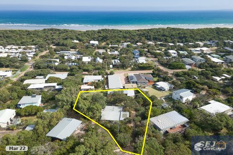 4 Poplar Ct, Sandy Point, VIC 3959