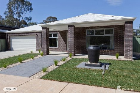 2 Prattys Cl, Maiden Gully, VIC 3551