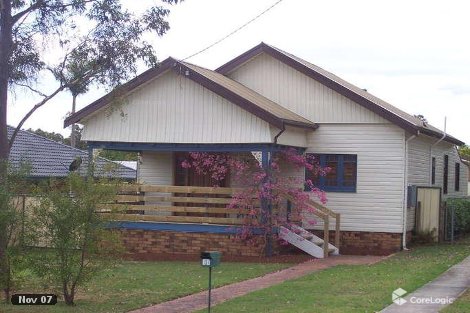 11 Brooks St, Killingworth, NSW 2278