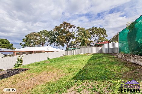 6 Flinders Cres, Hackham, SA 5163