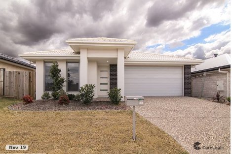 24 Harriet Lane, Oxenford, QLD 4210