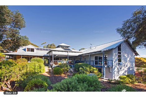 18 Eagle Bay Rd, Eagle Bay, WA 6281