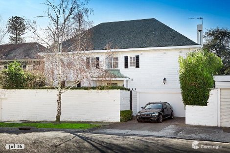 15 St Georges Ct, Toorak, VIC 3142