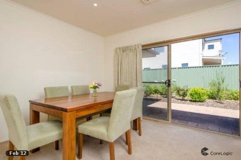 171/2 Rochester Pde, Cranbourne East, VIC 3977