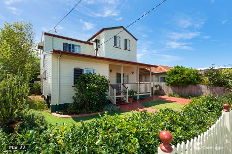 48 Collins St, Woody Point, QLD 4019