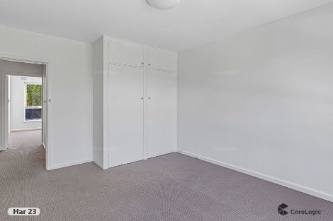 1/4 Langford St, Surrey Hills, VIC 3127