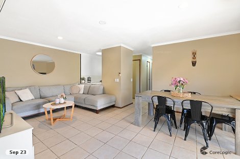 2/23 Hentdale Ct, Labrador, QLD 4215