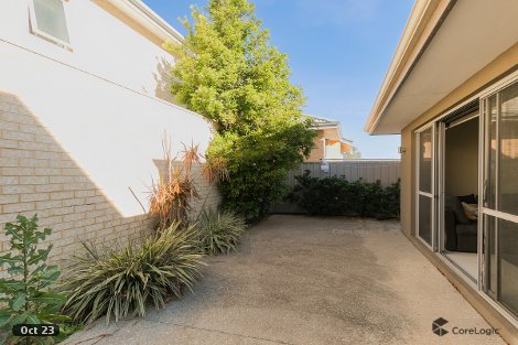 4/4 Rotherfield Rd, Westminster, WA 6061