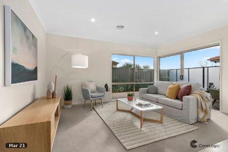 121/2 Rochester Pde, Cranbourne East, VIC 3977