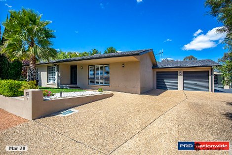 1 Smalley Cct, Giralang, ACT 2617