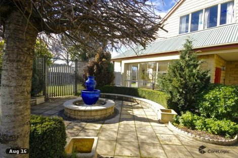 2 Pioneer Cres, Sheffield, TAS 7306