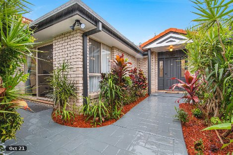 18 Cathedral Ave, Molendinar, QLD 4214