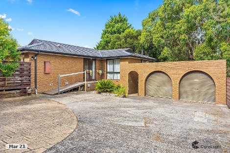 17 John Edgcumbe Way, Endeavour Hills, VIC 3802