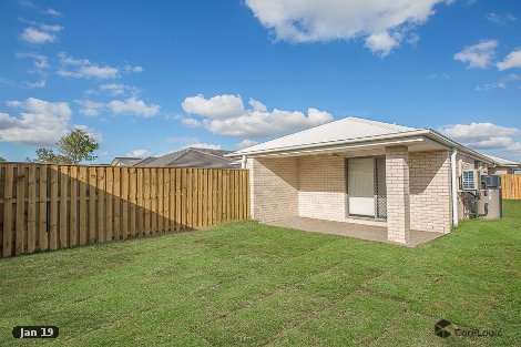 1/8 Wicker Rd, Park Ridge, QLD 4125