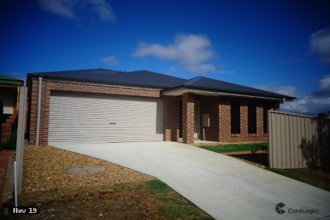 2 Bonnie Brae Ct, Spring Gully, VIC 3550