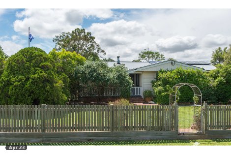 36 Mocatta St, Goombungee, QLD 4354