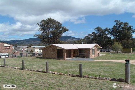 24 Logan St, Tenterfield, NSW 2372