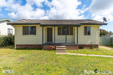 16 Toy Pl, Tolland, NSW 2650