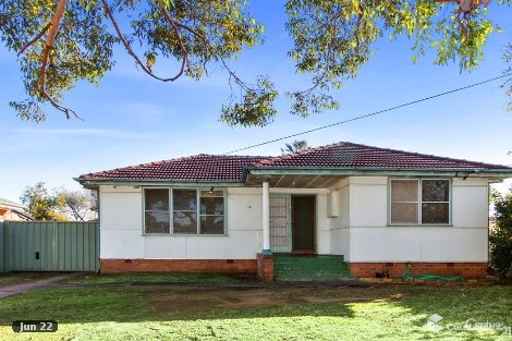 18 Glenwari St, Sadleir, NSW 2168