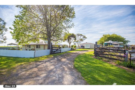 1063 Kangaroo Flat Rd, Koorine, SA 5279