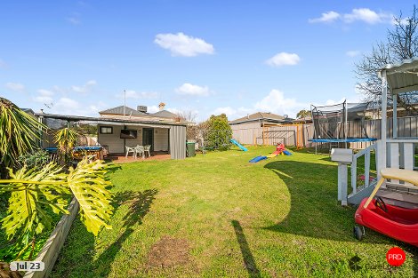 16 Parsonage Gr, Eaglehawk, VIC 3556