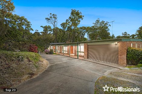42 Warrawee Rd, Mount Evelyn, VIC 3796