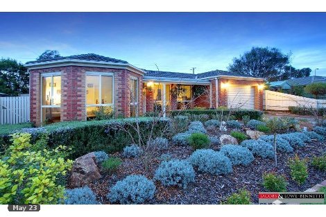 15 Pineview Ct, Mount Martha, VIC 3934