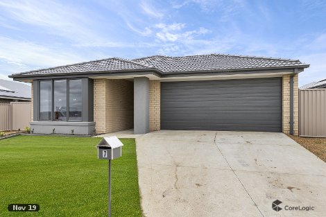 7 Barn Owl Ave, Winter Valley, VIC 3358