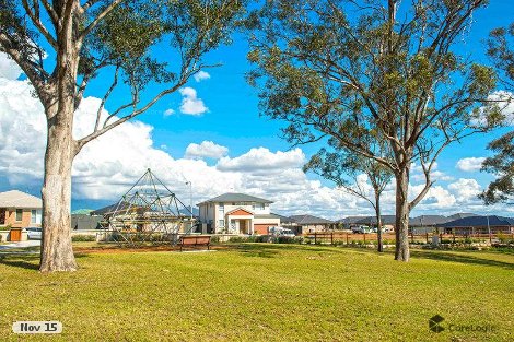 8 Newmarket St, Currans Hill, NSW 2567