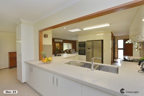 4 Hessels Cl, Brinsmead, QLD 4870