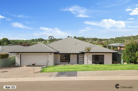 5 Tamblyn St, Clare, SA 5453