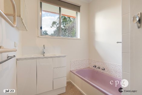 7 Lawson Pde, Castlemaine, VIC 3450