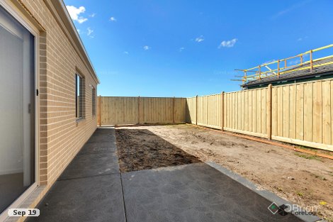 10 Edgar Ave, Cranbourne South, VIC 3977