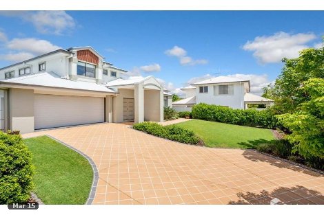 8 Fairway Ct, Mount Ommaney, QLD 4074