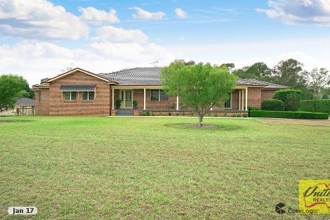 18 Willoughby Cct, Grasmere, NSW 2570