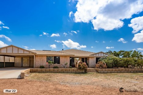 18 Border Dr, Deepdale, WA 6532