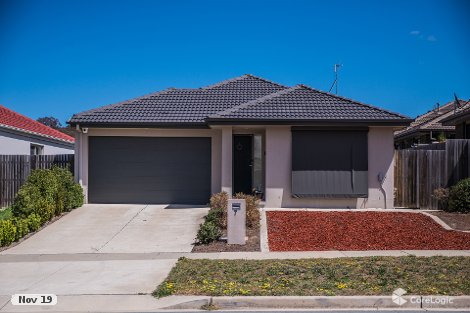 7 Plimsoll Dr, Casey, ACT 2913