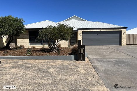 7 Shamrock St, Wandina, WA 6530