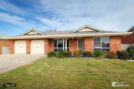 32 Koetong Cres, West Wodonga, VIC 3690