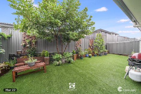 8 Rochester St, Gregory Hills, NSW 2557