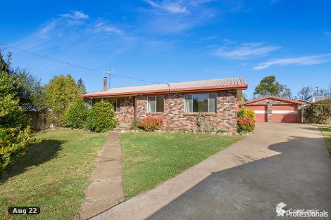 2 Coakes St, Guyra, NSW 2365