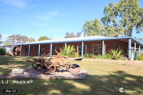 41 East St, Esk, QLD 4312