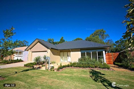 33 Esk Cres, Wakerley, QLD 4154