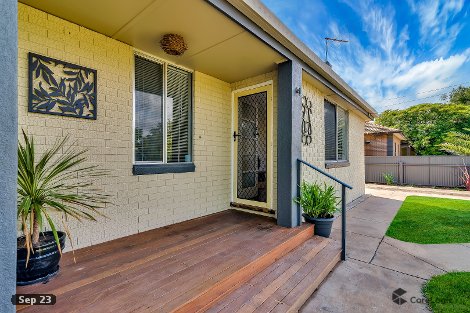 17 Nyora Cres, Taperoo, SA 5017