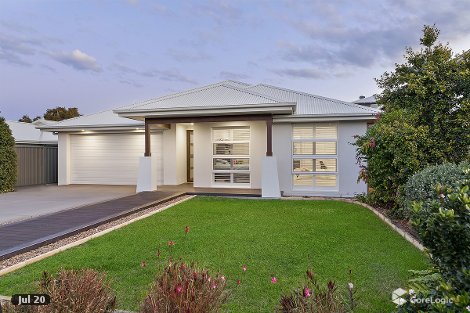 3 Moorah Ave, Blue Bay, NSW 2261