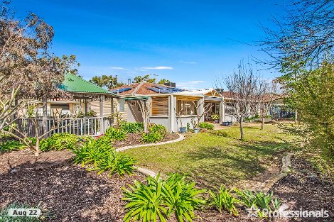 21 Elanora Dr, Cooloongup, WA 6168