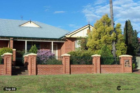 2/72 Carthage St, East Tamworth, NSW 2340