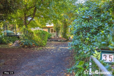 35 Ben Nevis St, Tamborine Mountain, QLD 4272